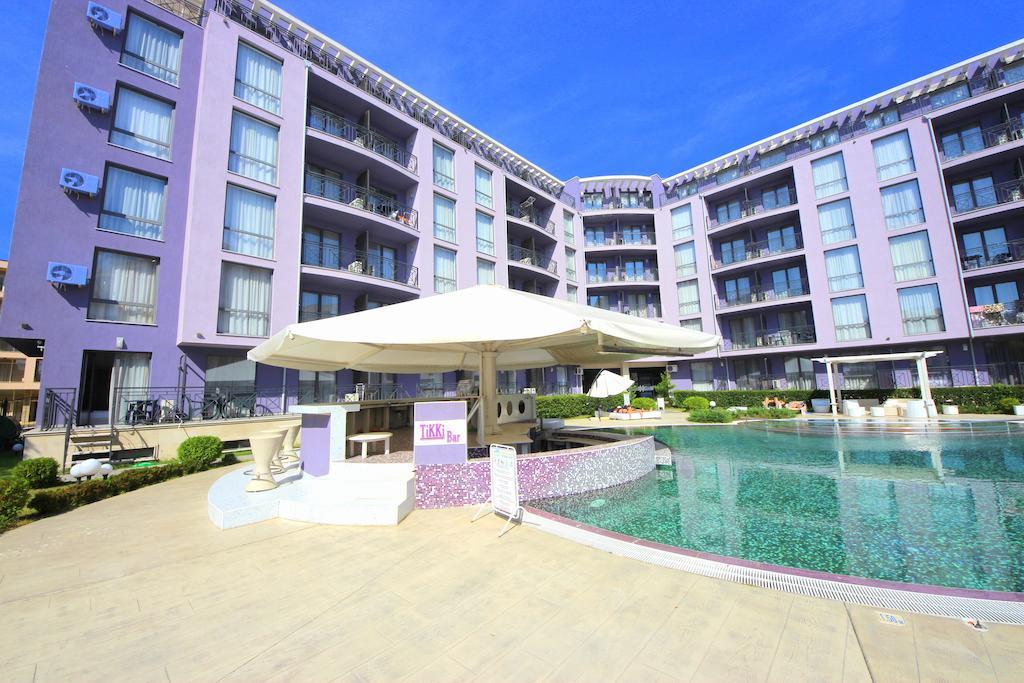 Menada Rainbow Apartments ซันนีบีช ภายนอก รูปภาพ